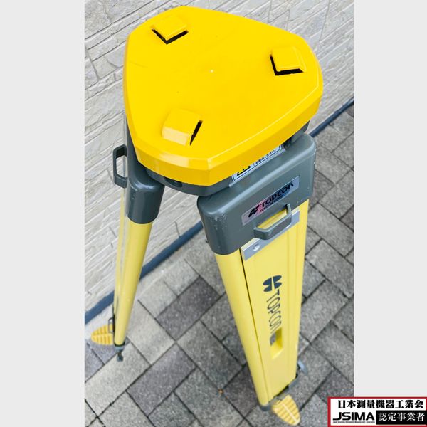 中古】 トプコン TOPCON 精密木製三脚 (着脱式用） DW-1 【美品】 測量三脚 三脚 精密木製伸縮脚 測量機器 セオドライト  トータルステーション レベル 光波 トプコン純正三脚 脚頭形状 平面 定芯桿 Φ5/8インチ 基盤部着脱式 着脱式 軽量 - メルカリ