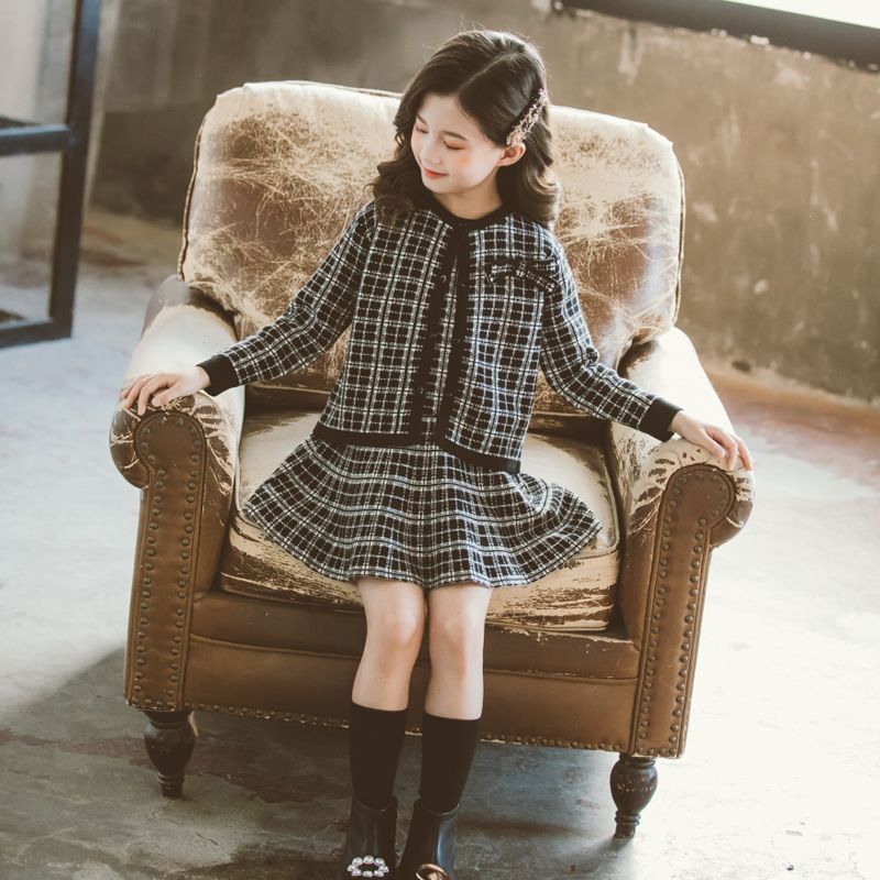 スーツ 女の子