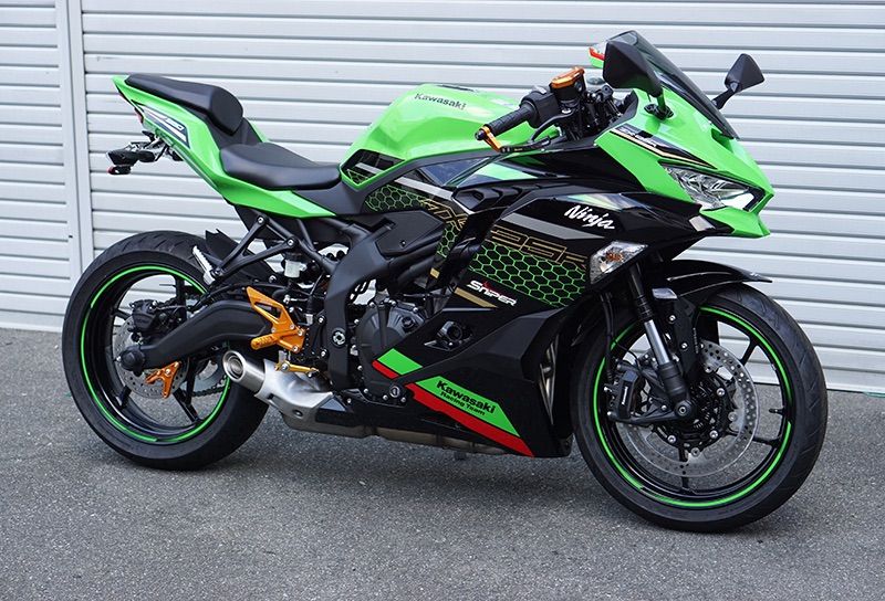 フリー SNIPER ZX-25R ZX-4R Z650RS NINJA650 Z650 アルミ製 マスター