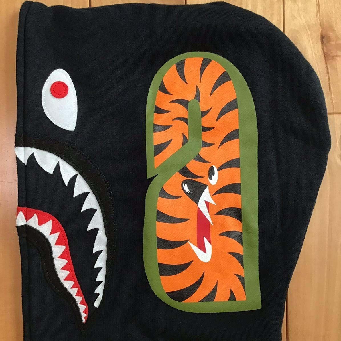 WGM シャーク パーカー Mサイズ ブラック shark full zip hoodie a