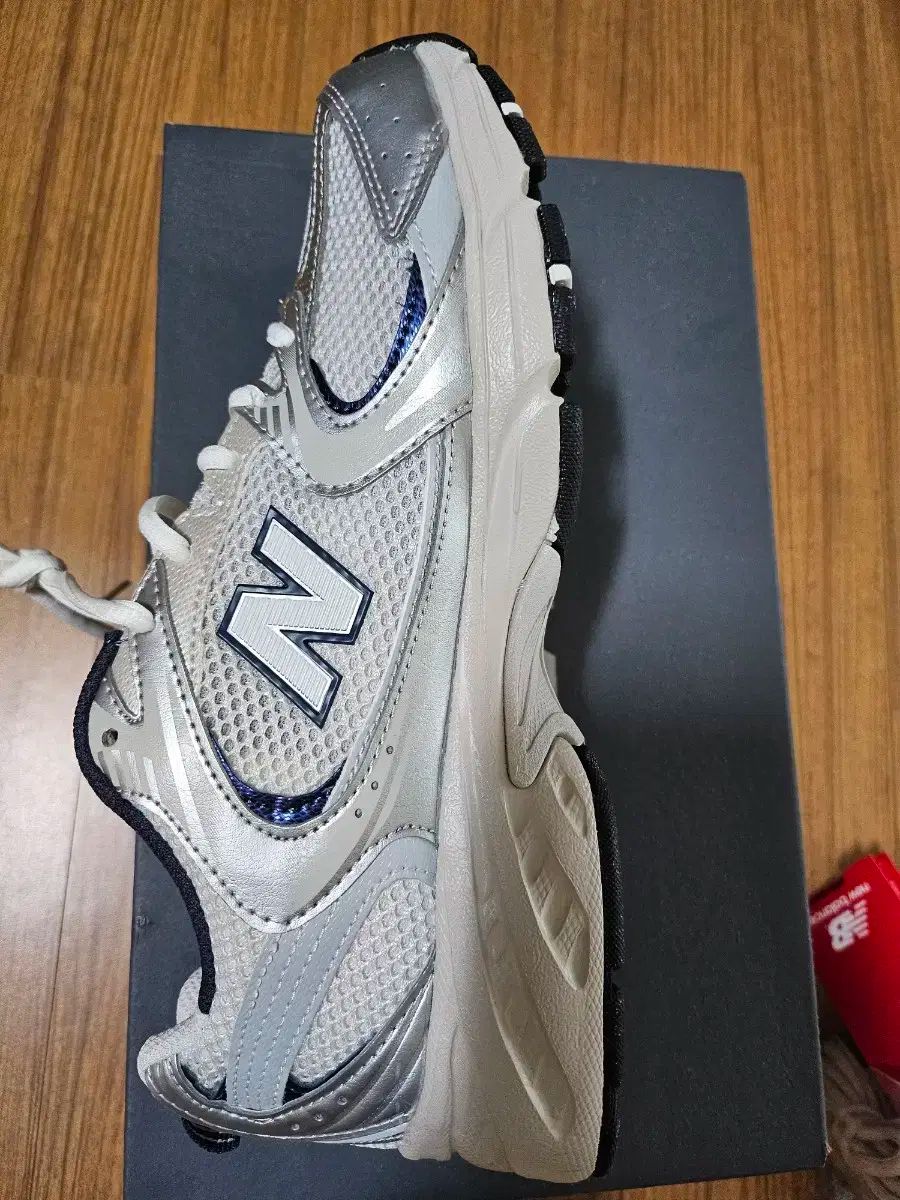 New Balance ニューバランス 530 255 サイズ