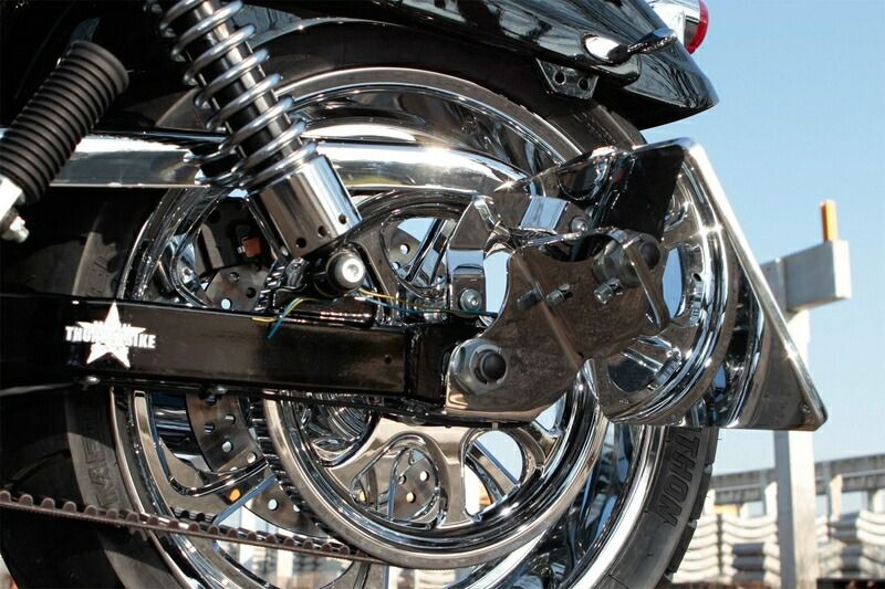 サイドマウントライセンスプレートブラケット