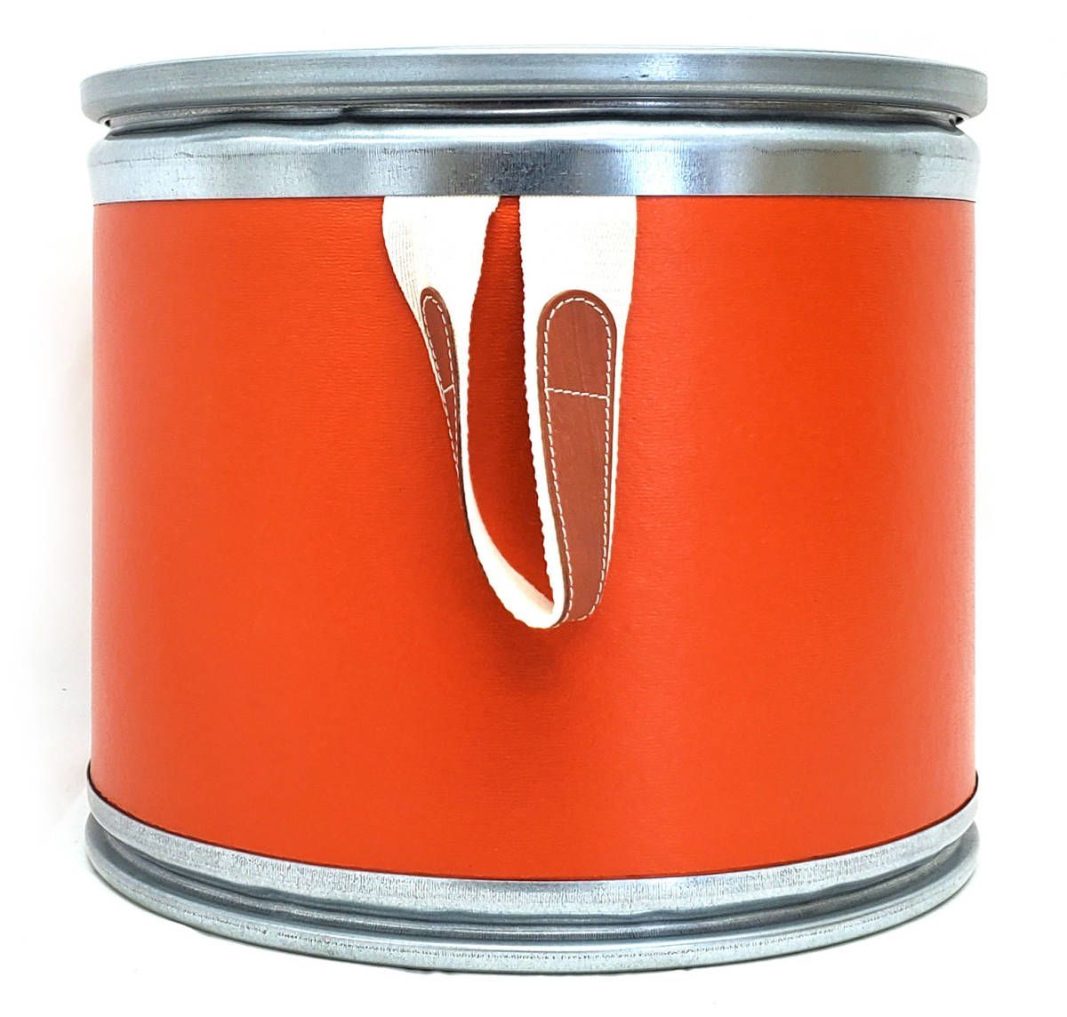 エルメス 現行品 サドルボックス ラージサイズ ルージュ・セリエ 馬具缶 エルメス 現行品 サドルボックス ラージサイズ ルージュ・セリエ