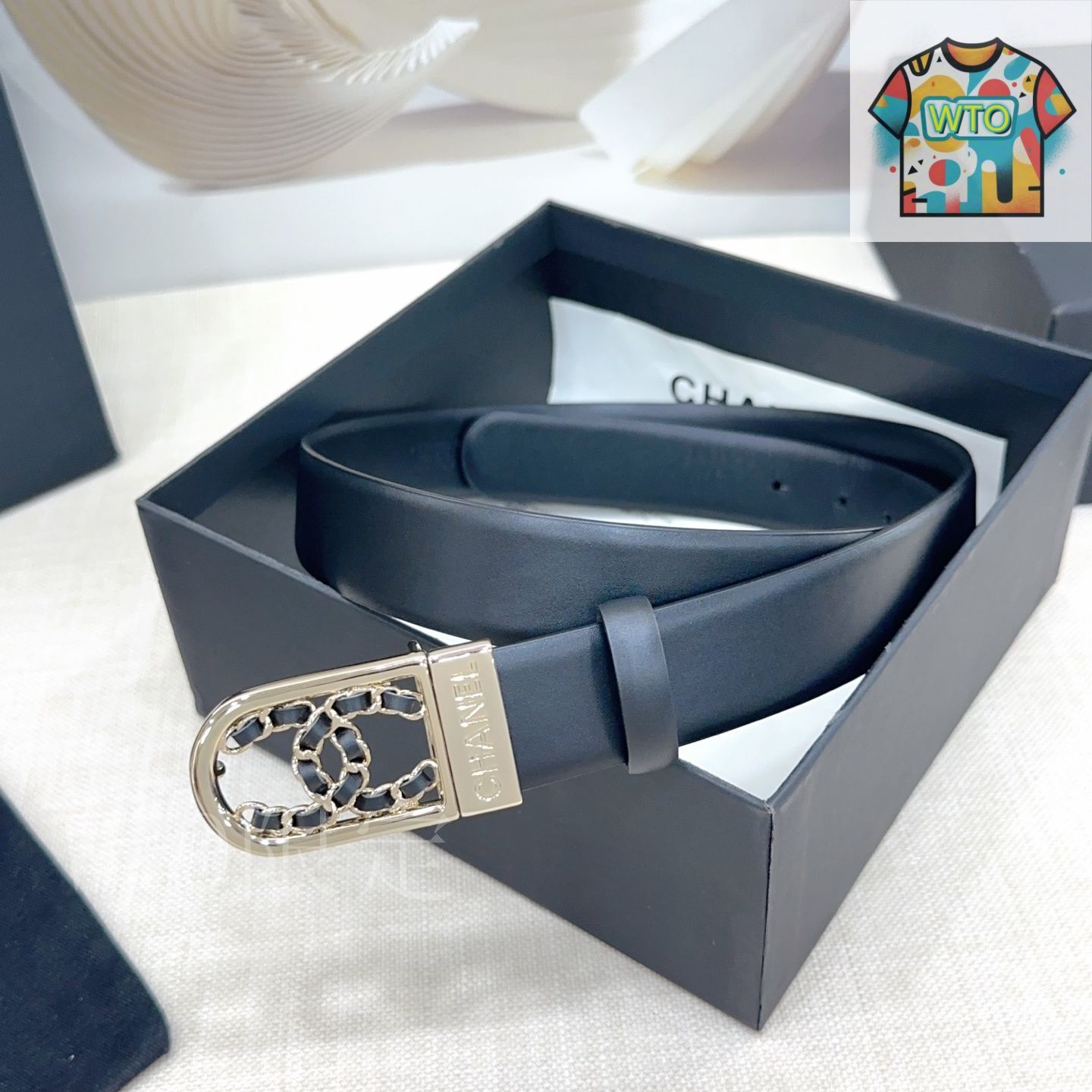 CHANEL クリスタル付きブラックベルト新品お安く出品してる為値下げは✖️ 値下げ‼️シャネル ベルト❤️