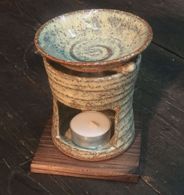 【人気定番，大人気】 伊良保　茶香炉/手作り（日本製）贈り物ギフト プレゼント プチギフト お線香立て 販売 御香　お香　香炉　アロマ　癒しグッズ　内祝い 快気祝い 引越し祝い 新築祝い ボディミスト