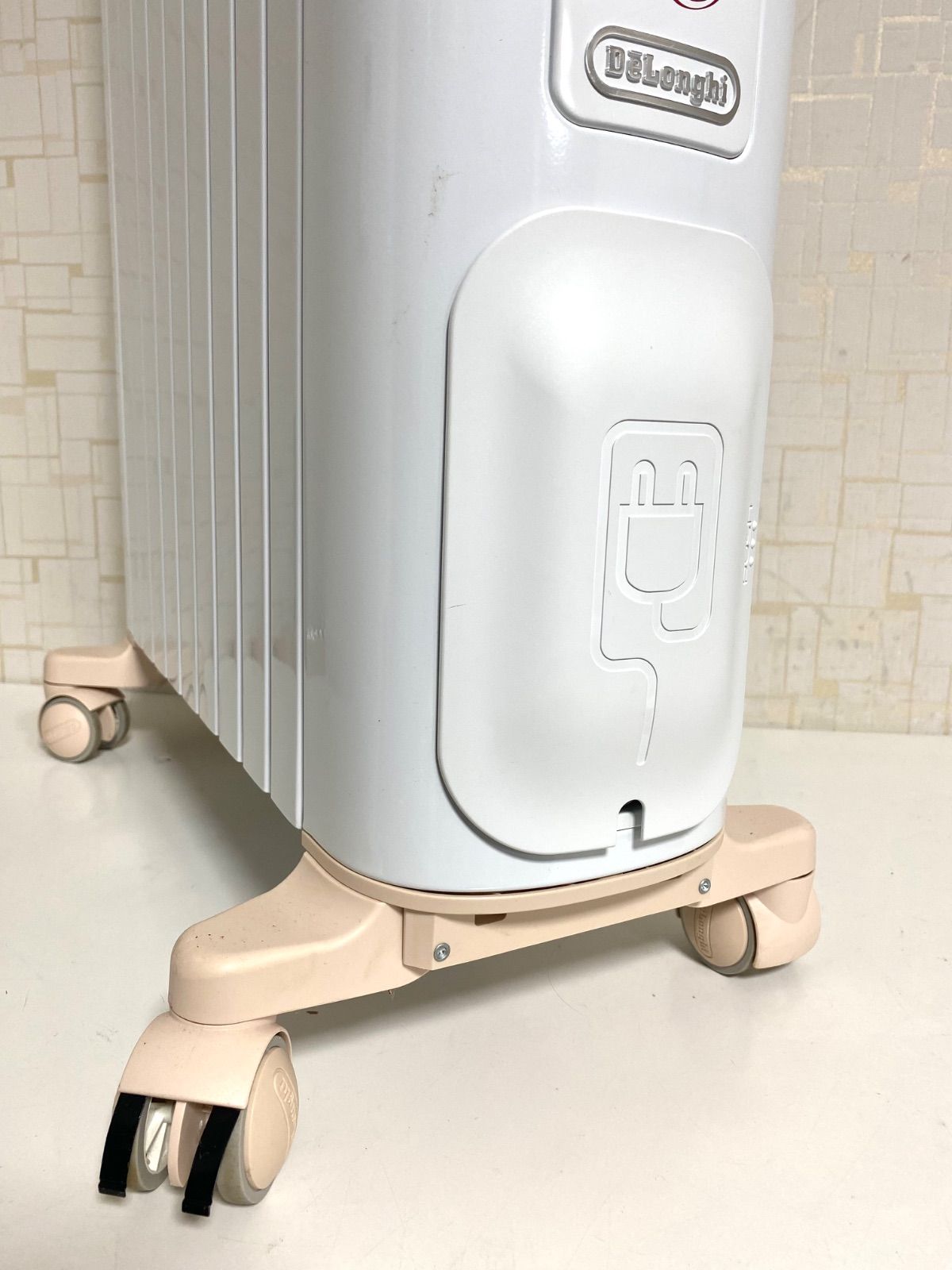 デロンギ オイルヒーター ベルカルド RHJ75V0915-PK ピンク 10-13畳 DeLonghi リモコン付き WWW_KANDAIZUMI_COM