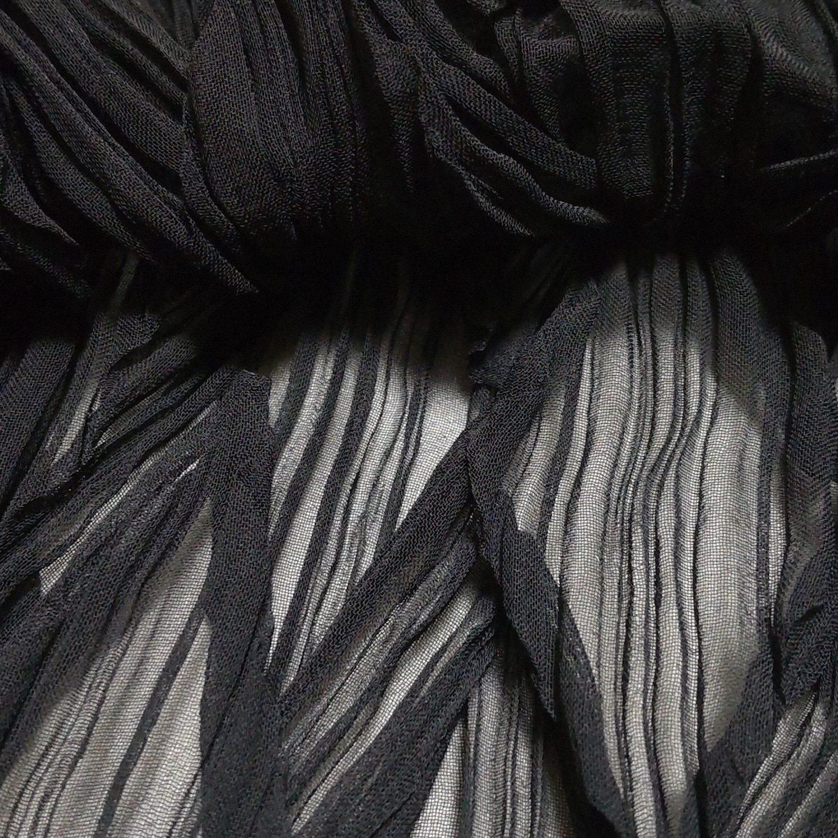 クルーネック プリーツ