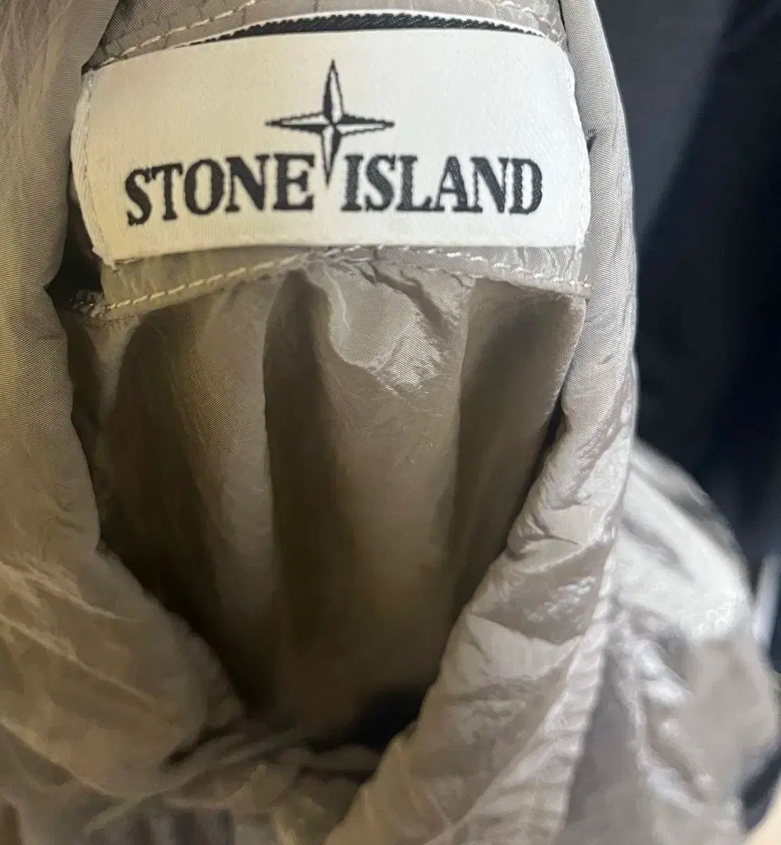 ISLAND ストーンアイランド