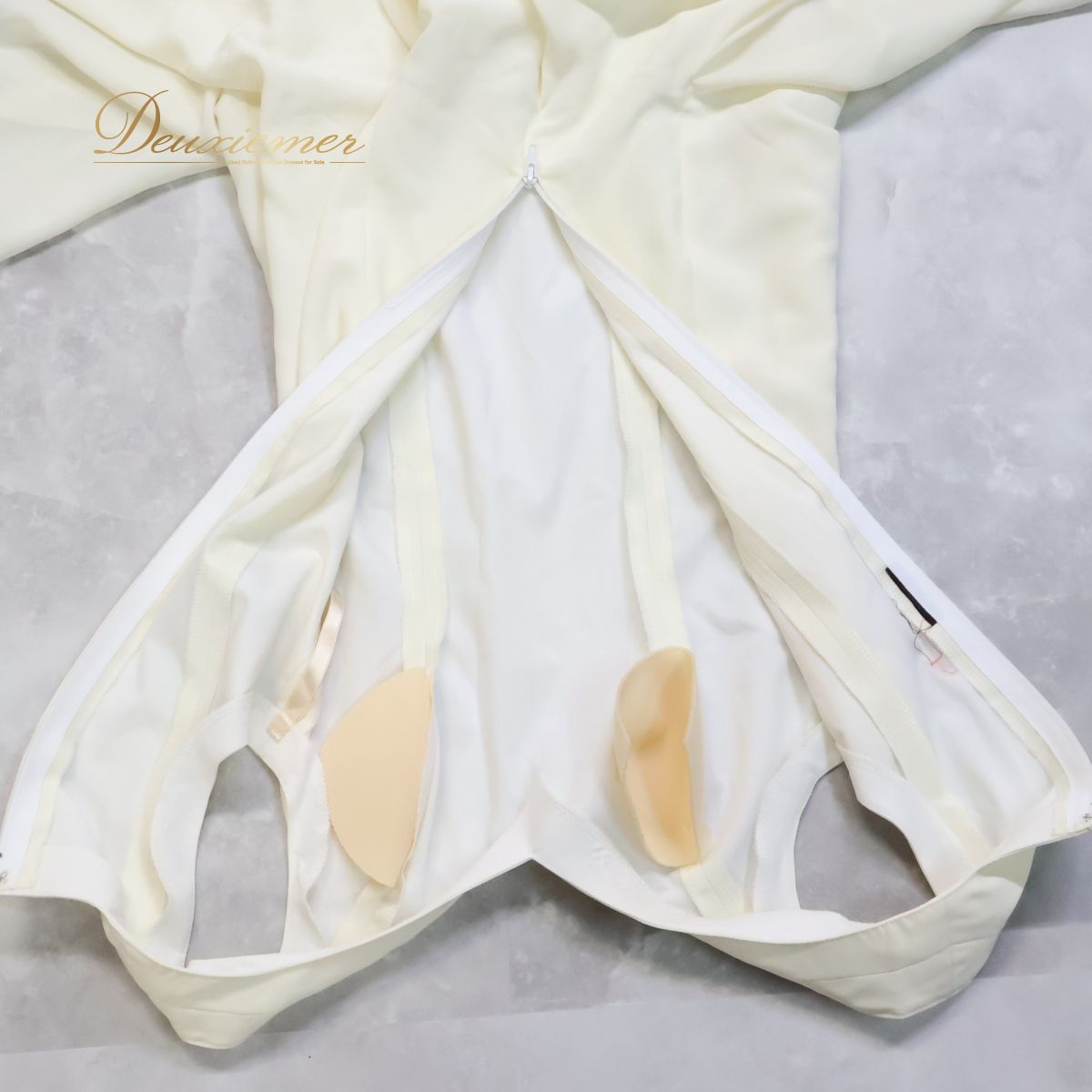 【美品 フラメンコ衣装】アイボリー ワンピース ドレス 無地 白 クリーム ボランテ フリル シンプル 綺麗 ダンス 発表会 フラメンコ 衣装 ワンピース ドレス シルエット かわいい おしゃれ エレガント 美品 フラメンコ衣装】アイボリー ワンピース ドレス 無地 白