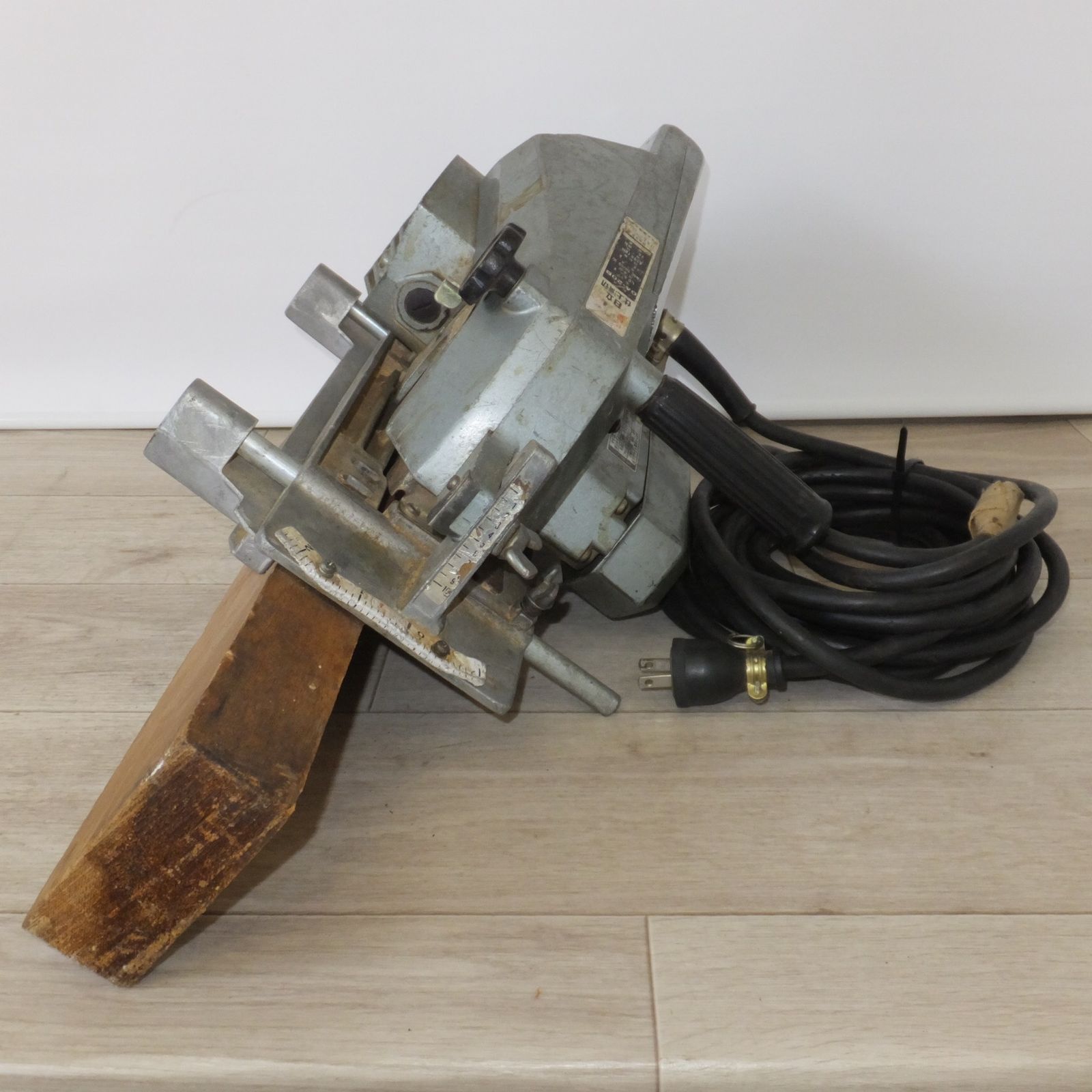 送料無料] ☆日立 HITACHI 仕上溝切 GA-20B 最大幅 36mm 100V 50