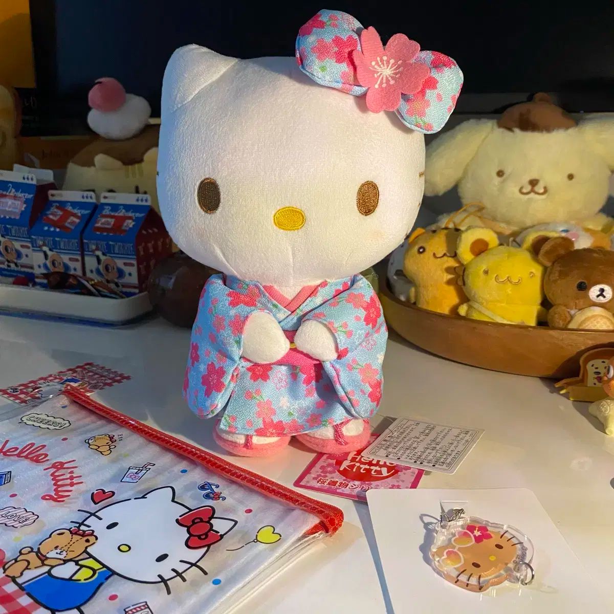 さくら 桜 ハローキティ 希少レア❣️Hello Kitty桜の花付きストラップ