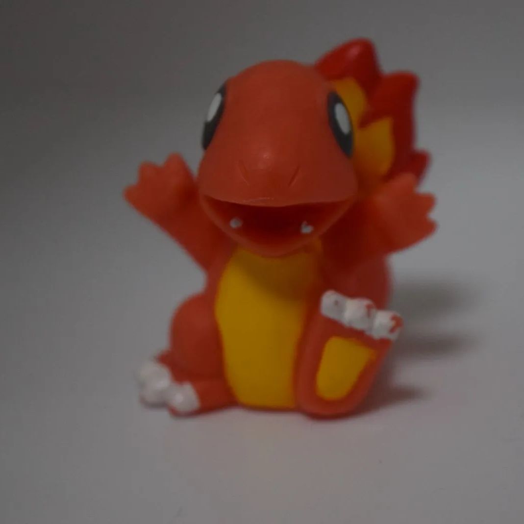 ヒトカゲ 初期 指人形 ポケモンキッズ ソフビ人形 ポケモン - メルカリ