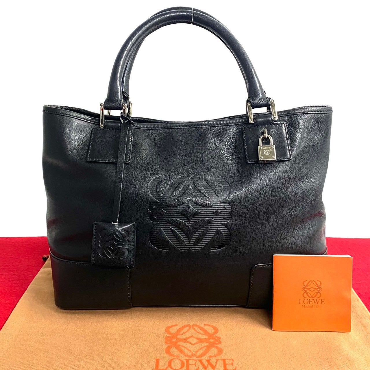 LOEWE ロエベ カデナ&キー クロシェット アナグラム LOEWE ロエベ カデナ&キー クロシェット アナグラム - メルカリ