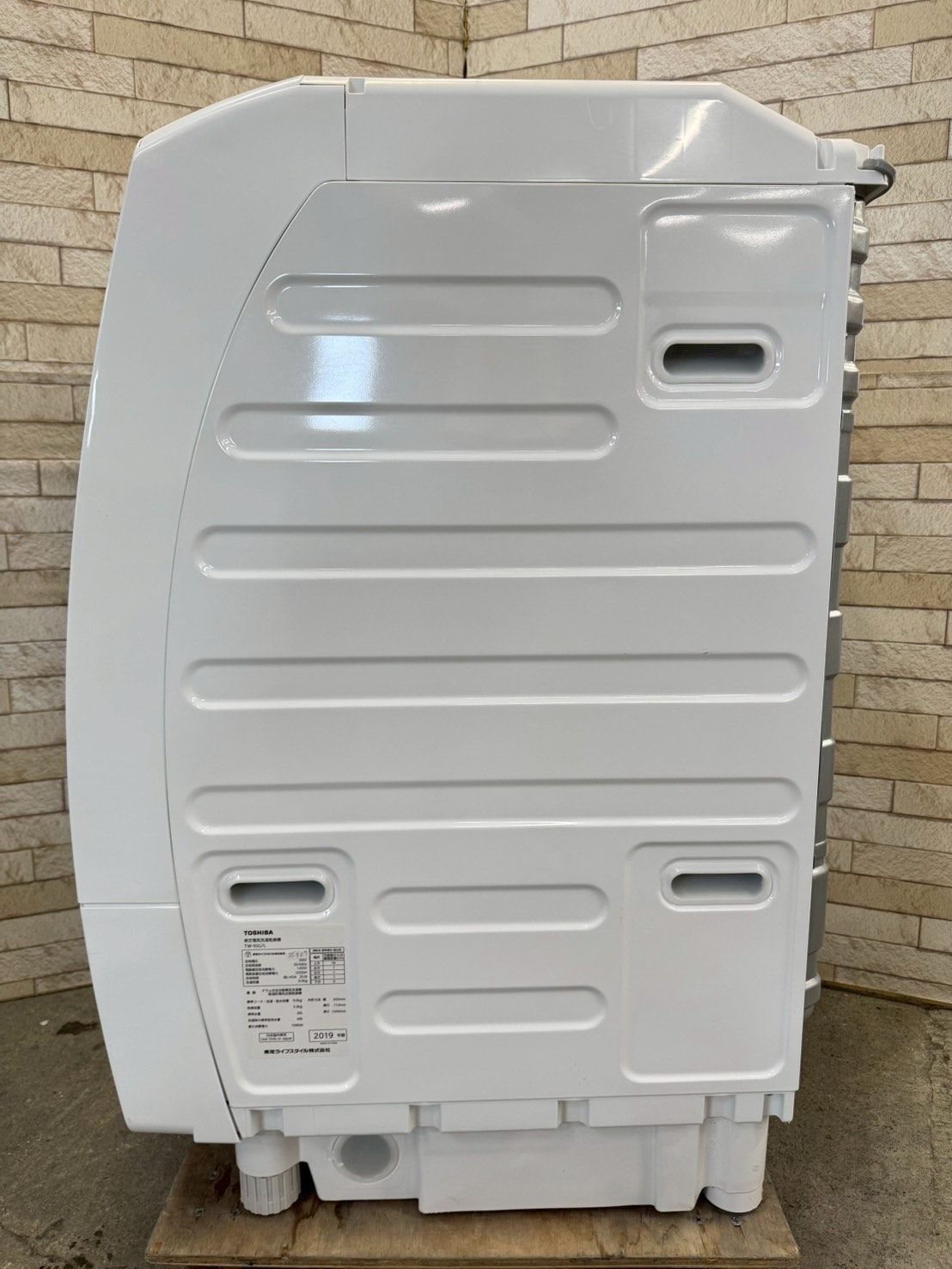 大阪送料無料☆3か月保障付き☆ドラム式洗濯機☆東芝☆9kg☆2019年☆TW 