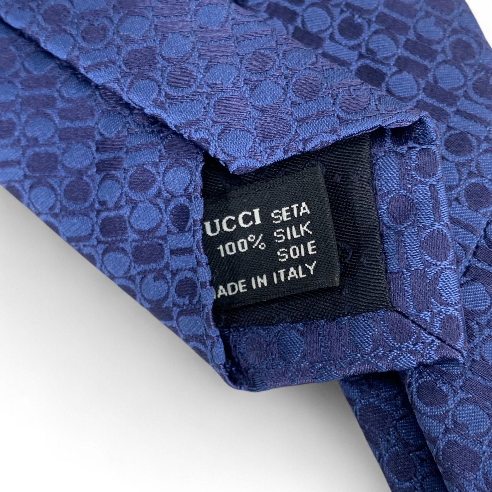 GUCCI グッチ ネクタイ MADE IN ITALY シルク100% GUCCI グッチ ネクタイ FENDIN 456524 4B002 メンズ シルク
