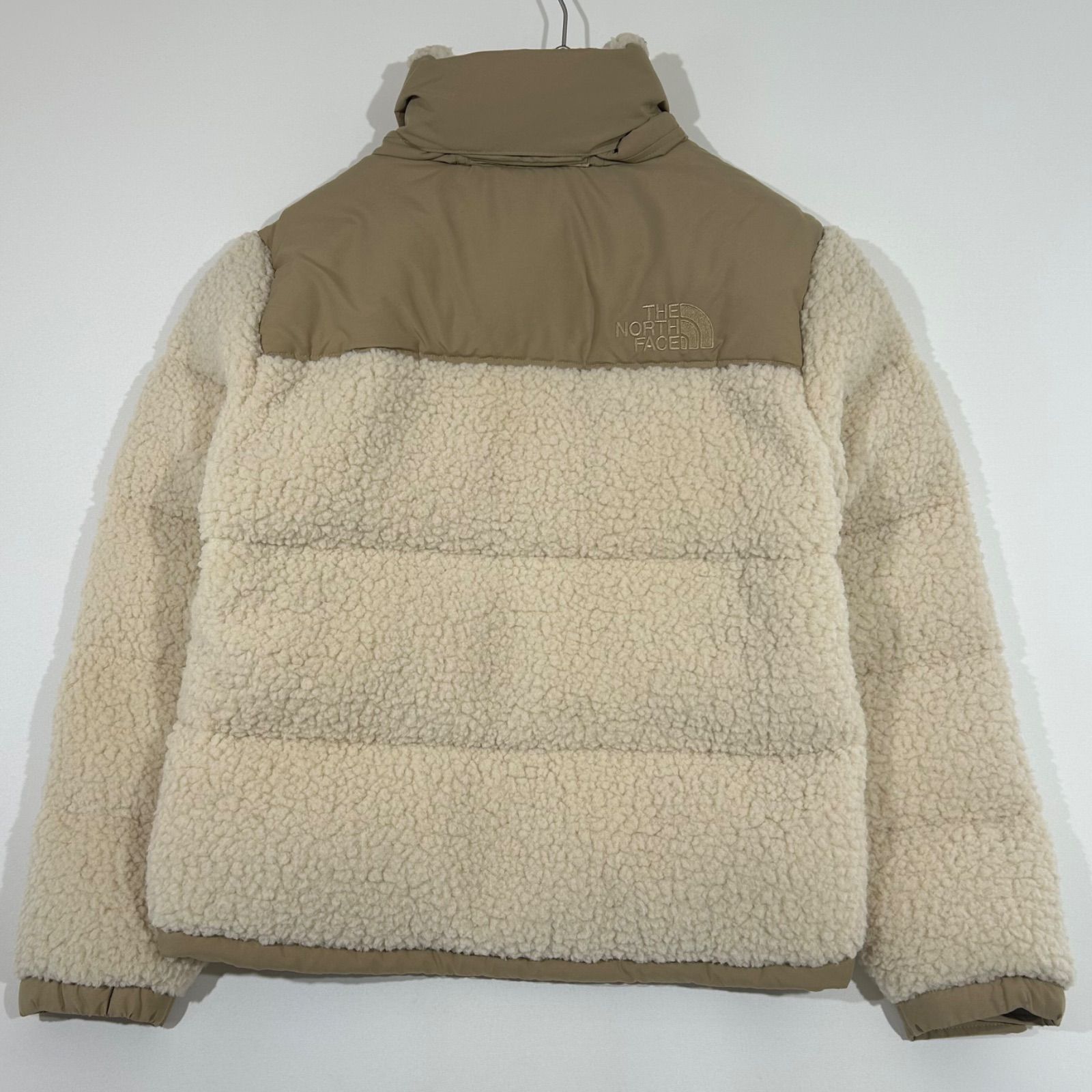 ノースフェイス ダウンジャケット シェルパヌプシ ベージュ ☆海外人気 入手困難レア! THE NORTH FACE シェルパ ヌプシ (THE