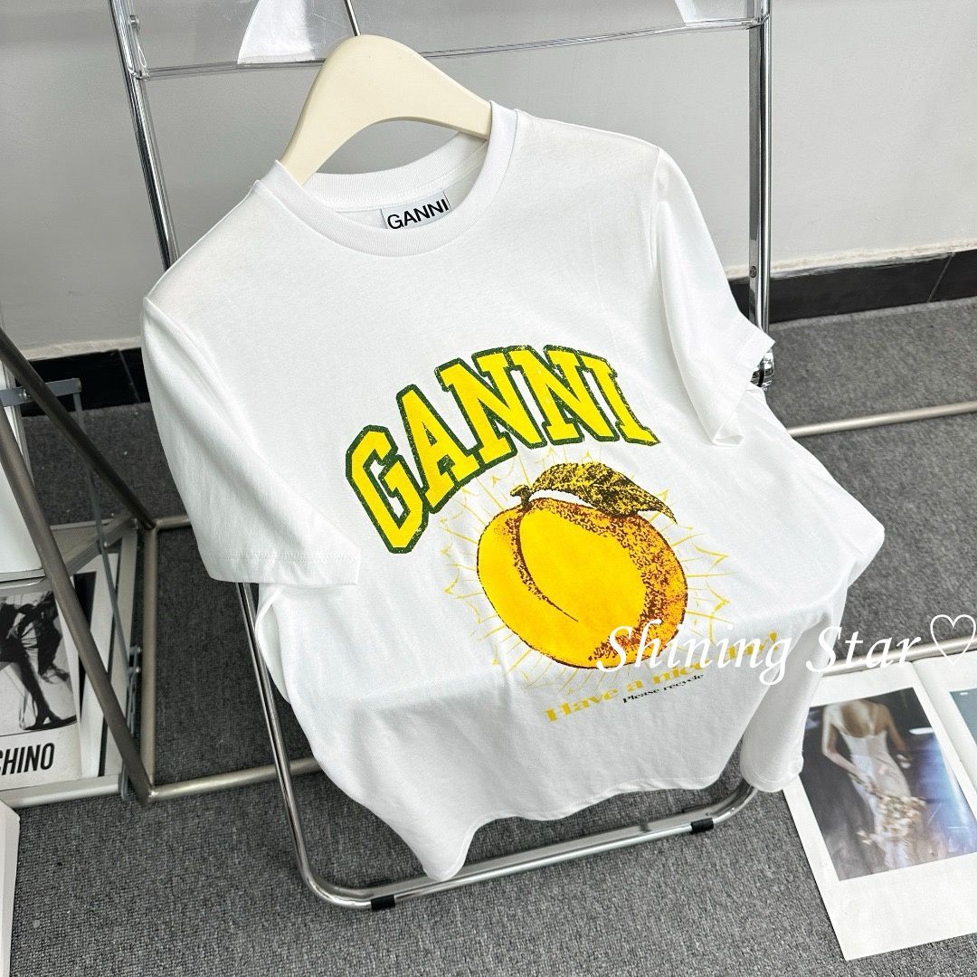 Ganni ガニー Tシャツ GANNI ガニー 半袖 Tシャツ Heavy Cotton Heart Small T-Shirt