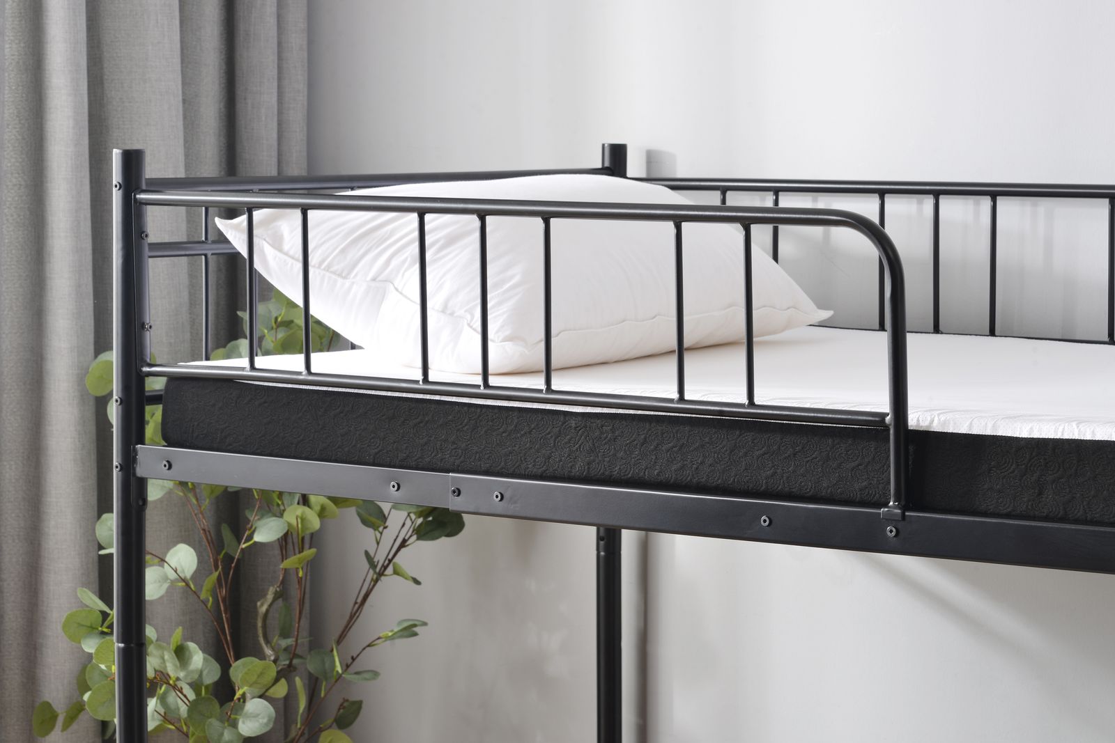 二段ベッド 二段ベッドパイプ 耐震 子供ベッド 子供部屋  学生寮 ブラック 二段ベッド 二段ベッドパイプ 耐震 子供ベッド 子供部屋 学生寮 ブラック