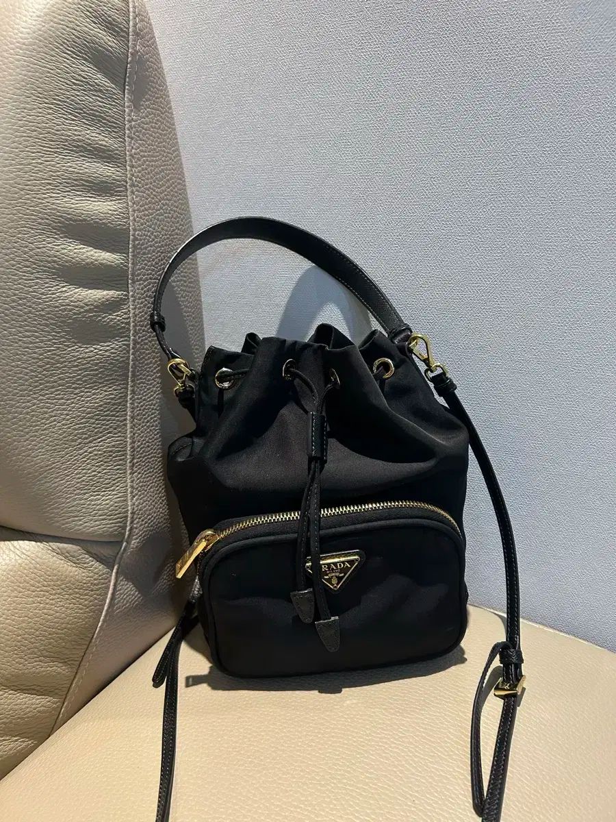 PRADA プラダ バケットバッグ