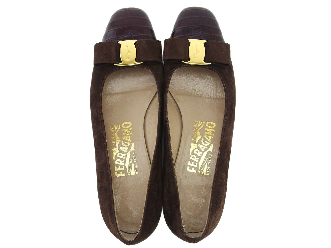 サルヴァトーレフェラガモ Salvatore Ferragamo パンプス ヴァラ