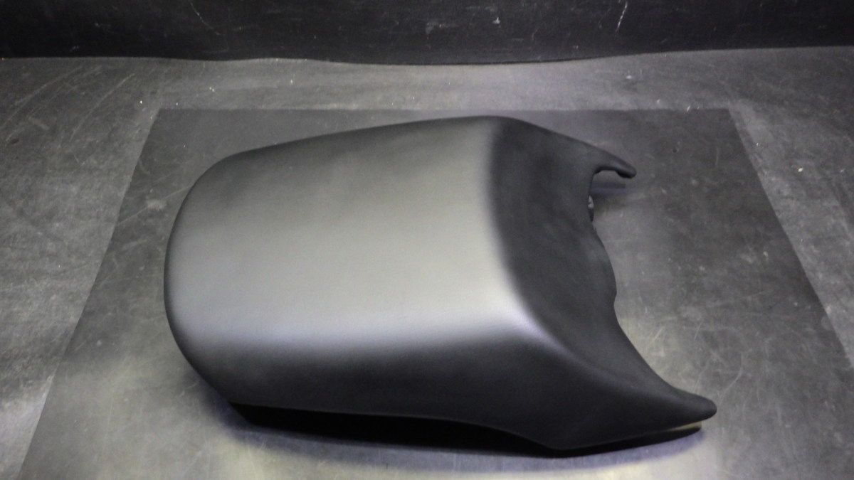 BMW R1200 タンデムシート 0632-7 681 719 D-718