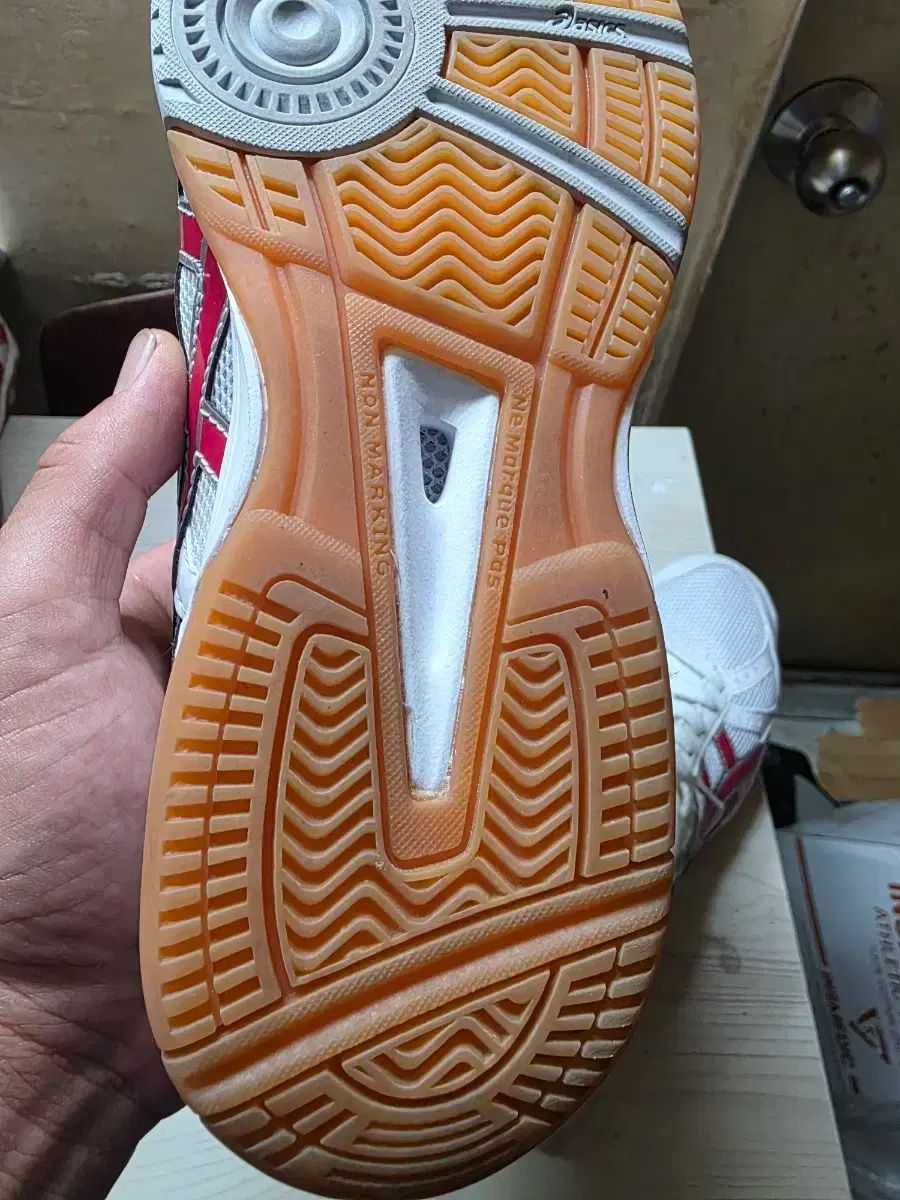 asics
