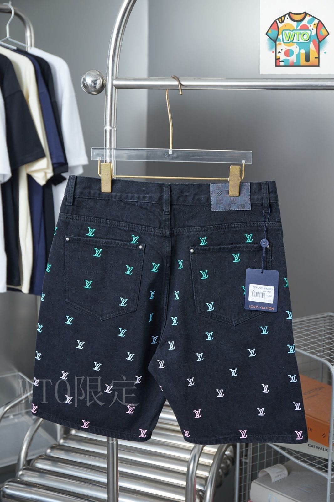 【お洒落な柄♪】Louis Vuitton★デニムミニショーツ Louis Vuitton 【カジュアルシーンに♪】ルイヴィトン デニム