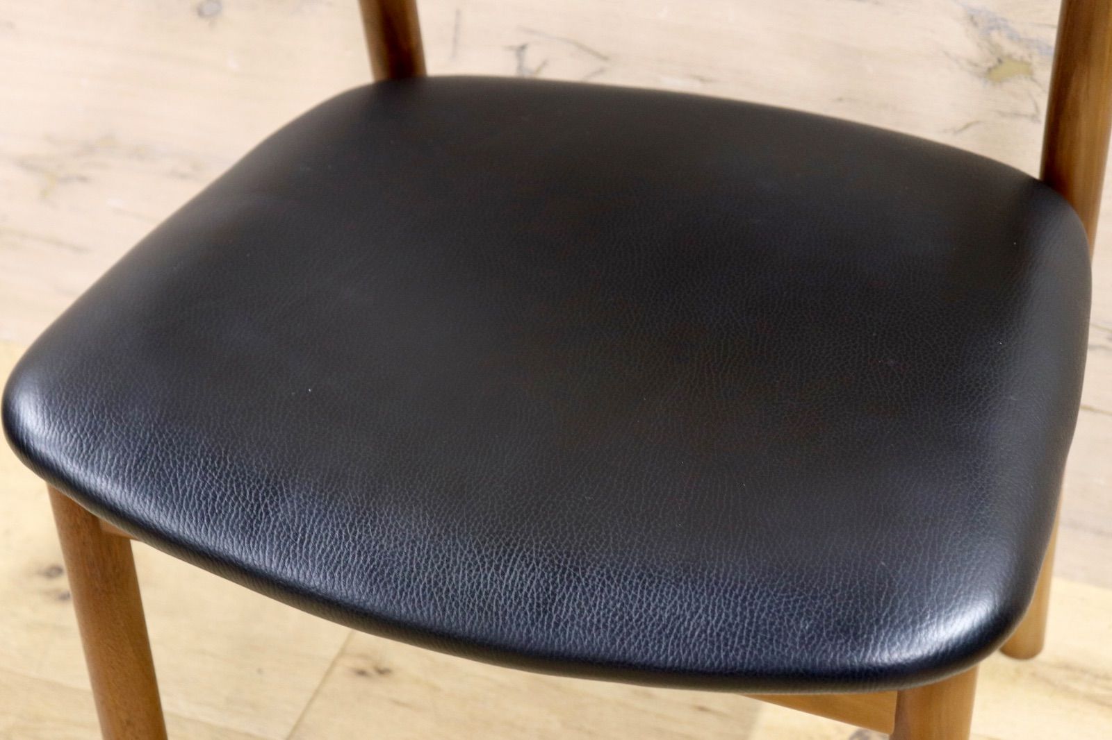 GMIK573C○ACTUS | アクタス SOUP アームチェア タイプC ダイニングチェア ウォールナット材 本革 レザー 北欧モダン 定価8.8万 WWW_NOITHATQUANGTHANH_NET