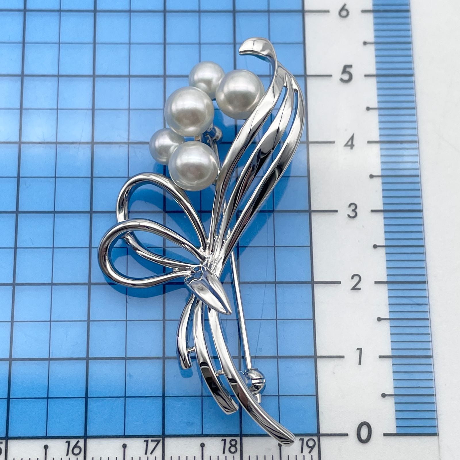 美品 花束 ミキモト ブローチ あこや パール/24-5596S - メルカリ
