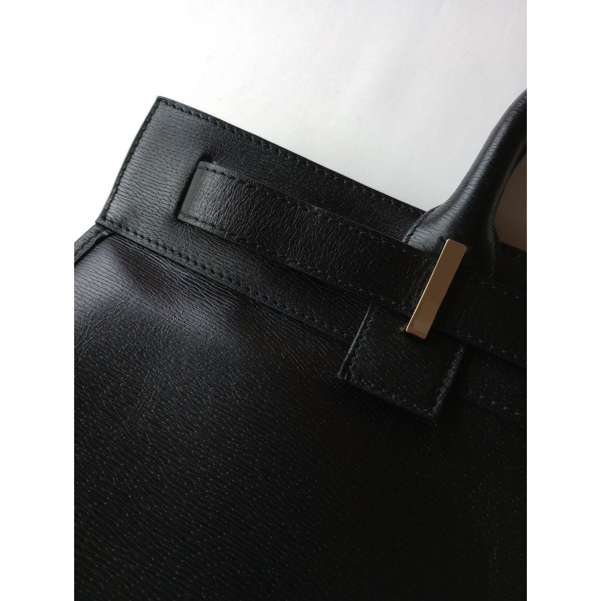 グッチ GUCCI ビジネス バッグ 黒 ブラック (110S+2411)25A