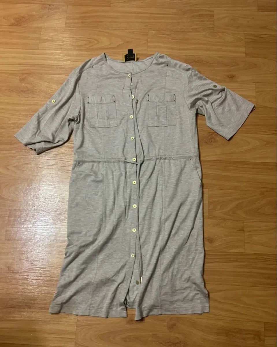 セントジョン スパ シャツ ワンピース 販売しています