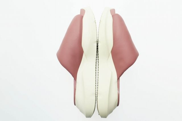 GETH PUFFER SLIDE ゲス パファー スライド サンダル GETH PUFFER SLIDE ゲス パファー スライド サンダル