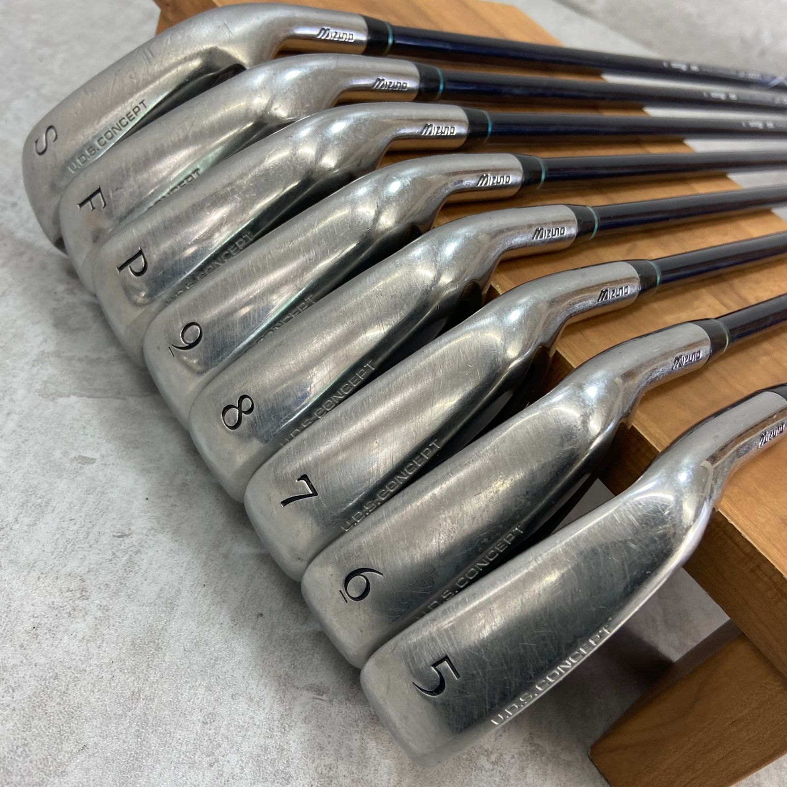 MIZUNO - Mizuno　ミズノ　JPX　E600　メンズゴルフアイアン8本セット　カーボン　R　右利き用　ポケットキャビティ Mizuno ミズノ JPX E600 メンズゴルフアイアン8本セット