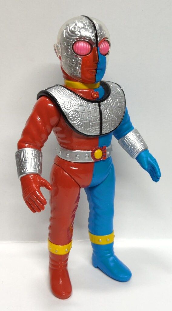 メディコム・トイ 東映レトロソフビコレクション キカイダー01