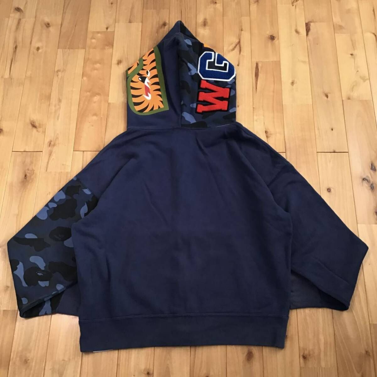 Giant shark full zip hoodie Mサイズ a bathing ape BAPE Blue camo 