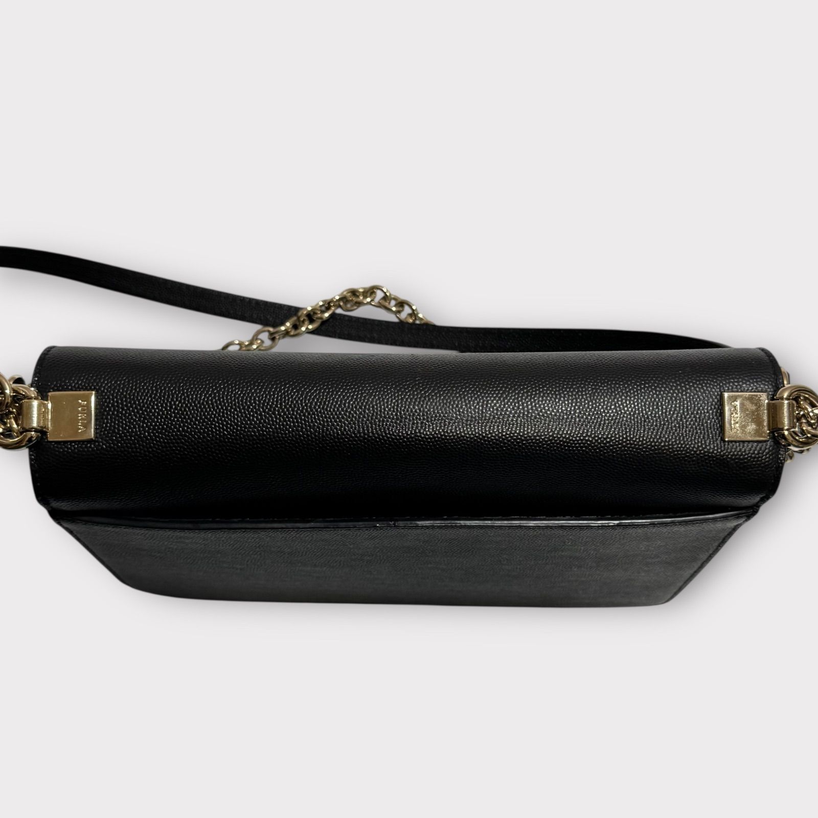 FURLA フルラ