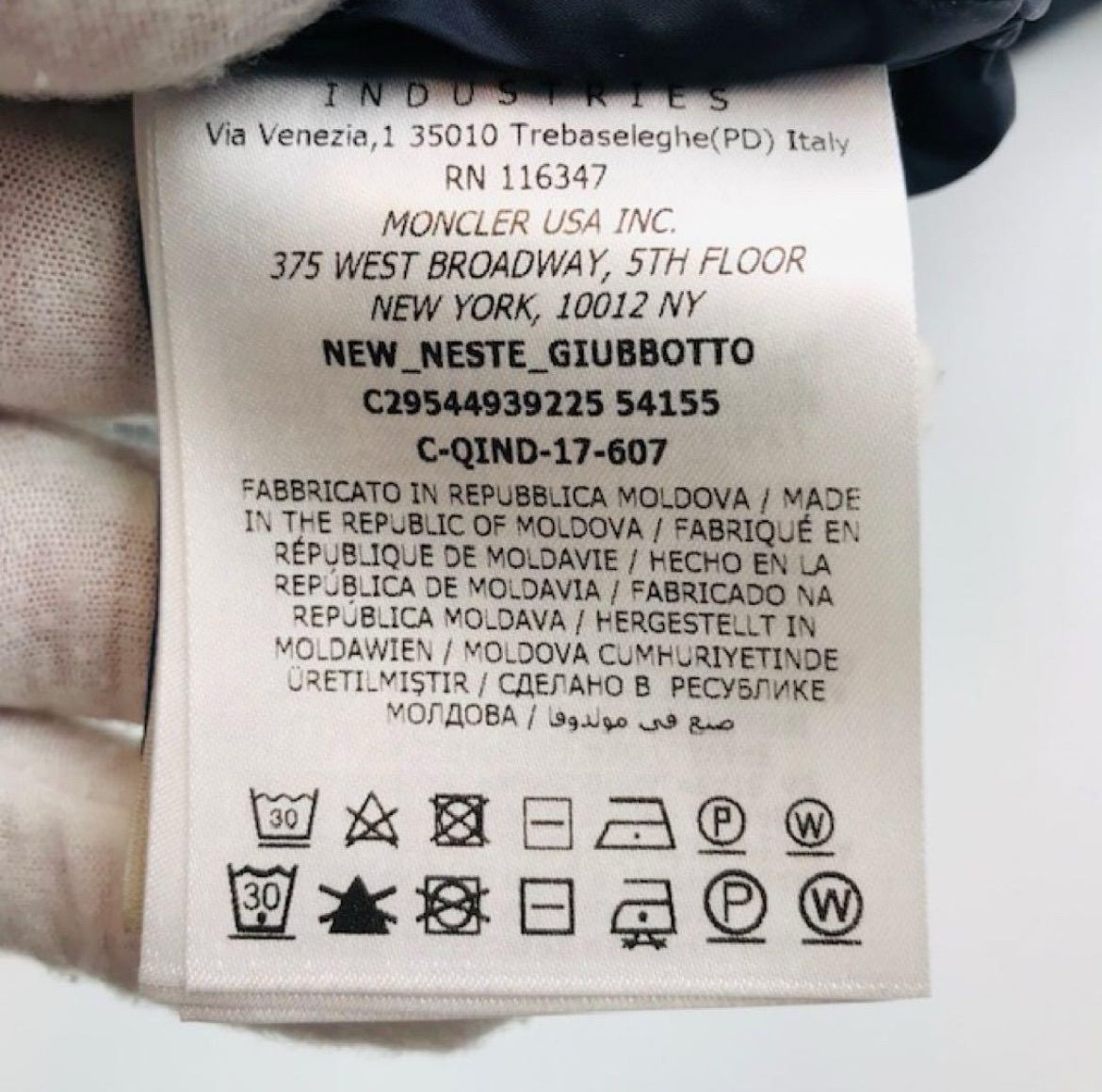  MONCLER モンクレール NEW_NESTE_ ガールズ キッズ ブランドアイコンワッペン ラクーンファー フード付き シャイニーナイロン フルジップ ダウンコート 8 A チルドレン ダウンジャケット リアルファー カジュアル ダウンコート 中綿コート コート