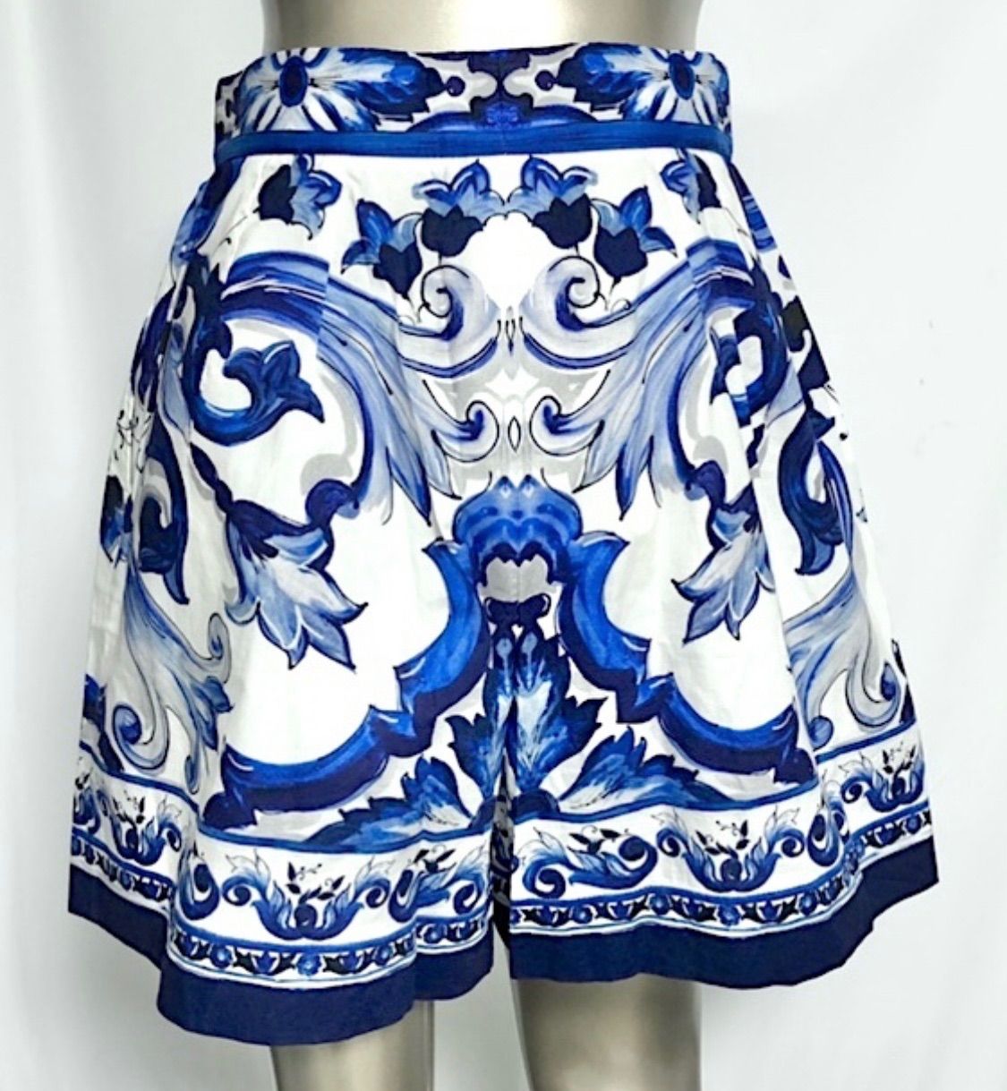 完売品！【美品】ドルチェ＆ガッバーナ 2023SS ショートパンツ 