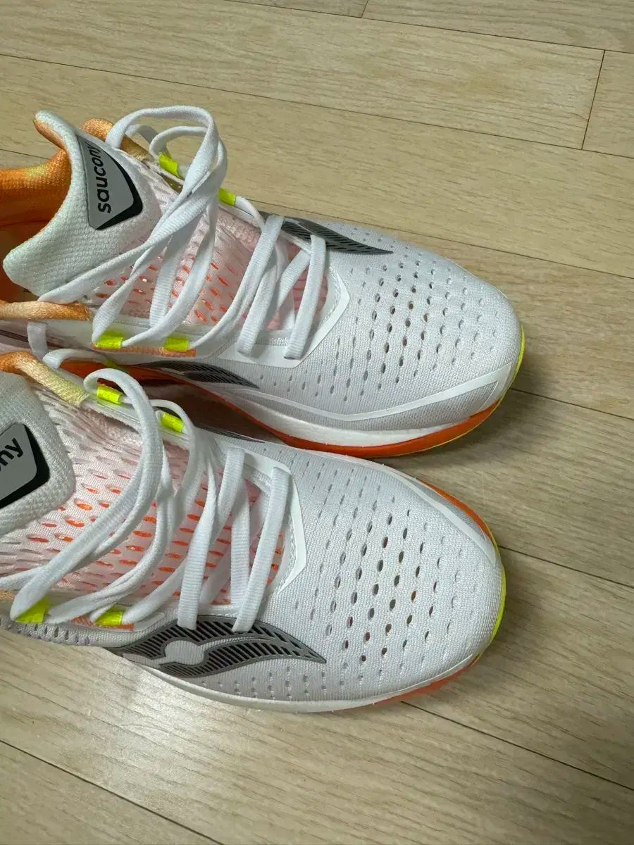 ★新品 未使用★ サッカニー エンドルフィンスピード4 メンズ25.5cm Saucony(サッカニー) エンドルフィン スピード 4 265 - メルカリ