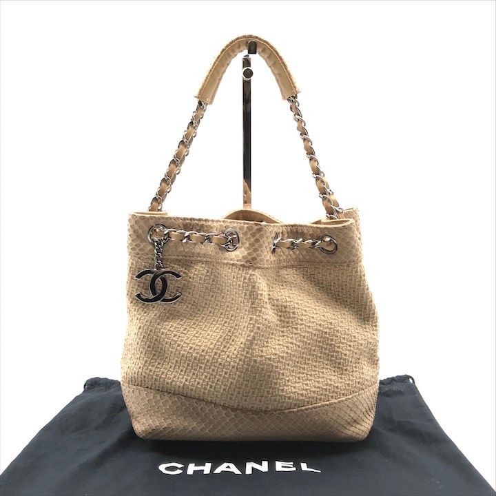 美品 CHANEL シャネル ココマーク SV金具 巾着 パイソン キャンバス チェーン ハンド ワンショルダー バッグ ベージュ a7178