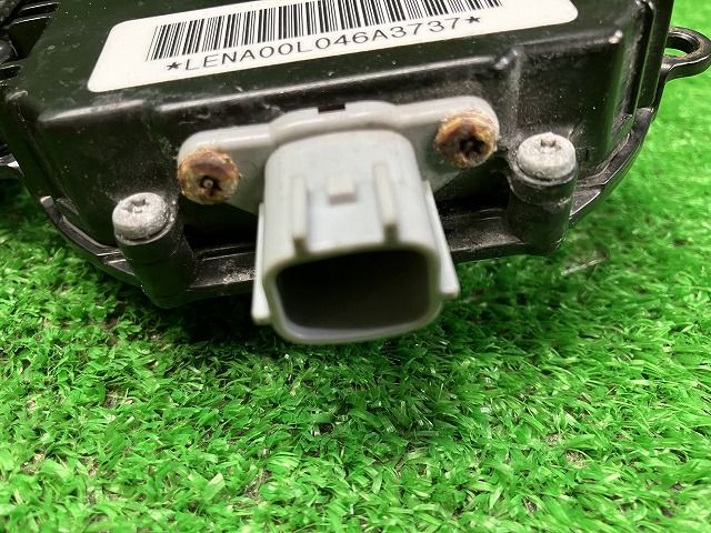 プリウス30系 ZVW30 ZVW35ヘッドライト ヘッドランプHCHR-730 30