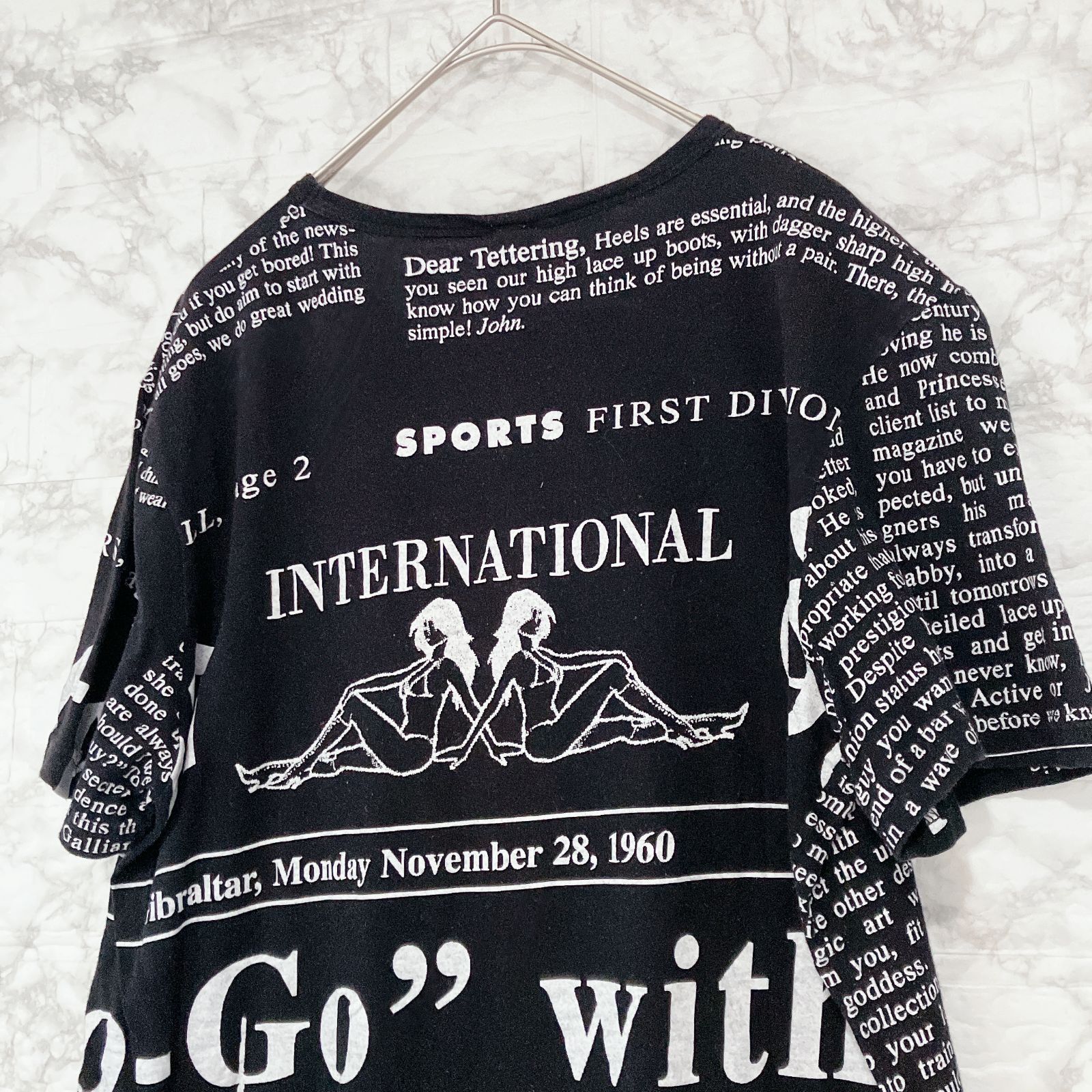 ジョンガリアーノ ニュースペーパー Tシャツ Sサイズ 希少