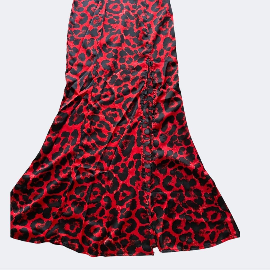 レッドのサテンアニマル