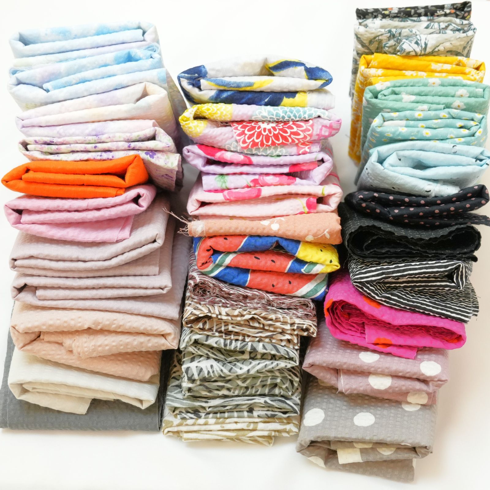 [KO]リップル 生地 はぎれ 約8ｍ以上 まとめ売り セット 37点 無地 幾何学 波 葉 花 すいか さくらんぼ ヤシの木 夏 小物