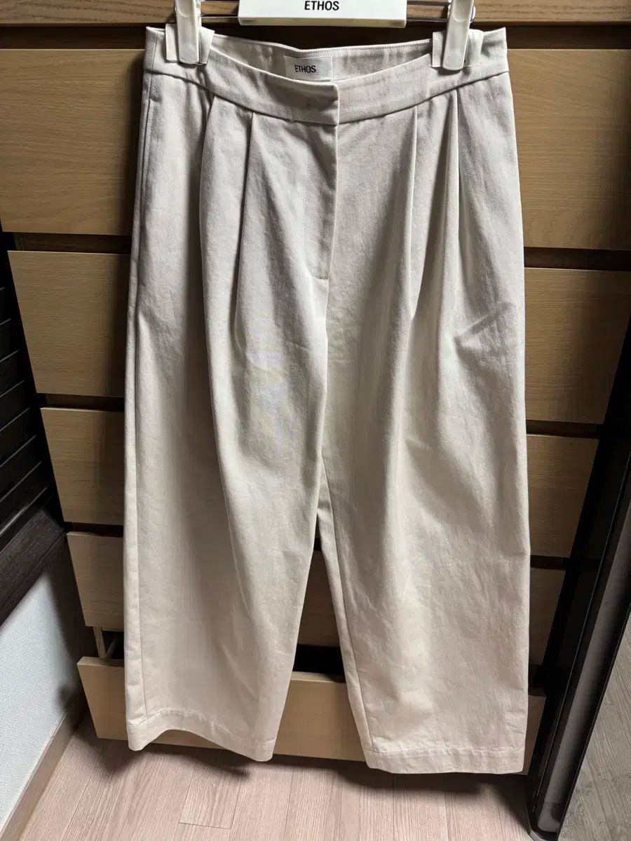 エートス ワイド マキシ スラックス クリーム 3サイズ