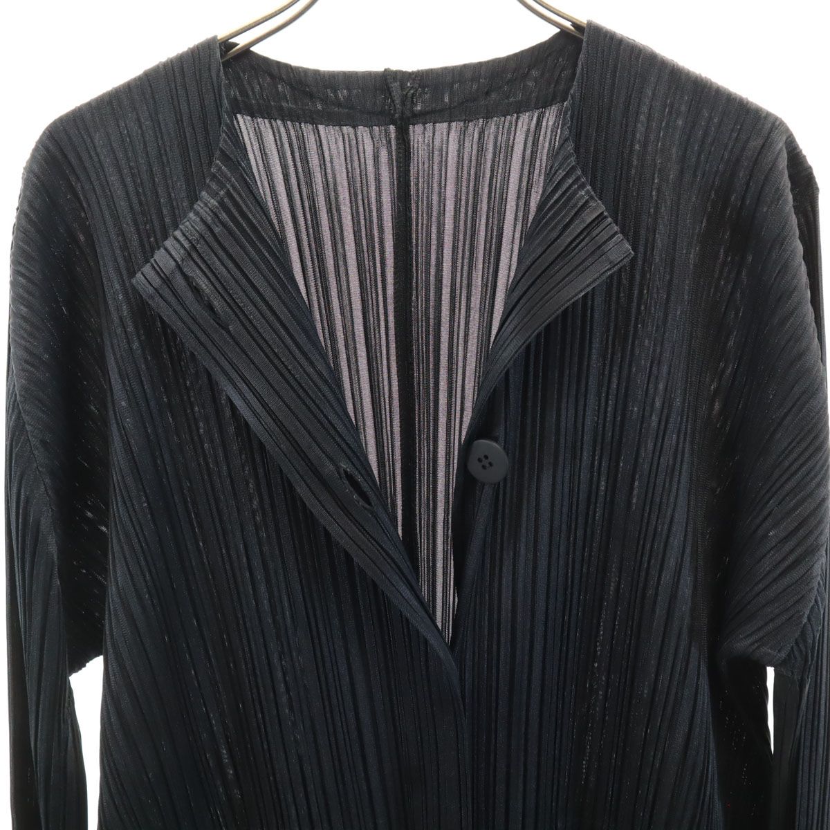 プリーツプリーズ　ブラック ロングカーディガン　2 中古・古着通販】ISSEY MIYAKE (イッセイミヤケ) ロングカーディガン