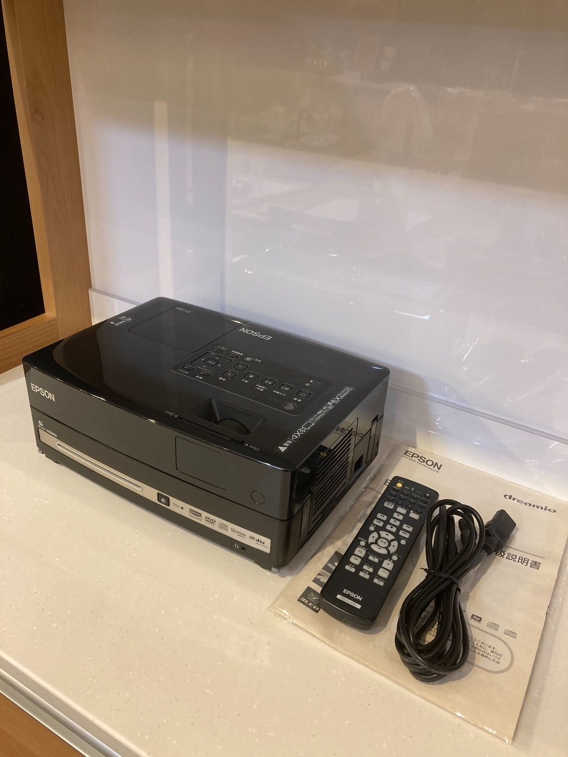 EPSON プロジェクター EH-DM3（EPSON エプソン プロジェクター