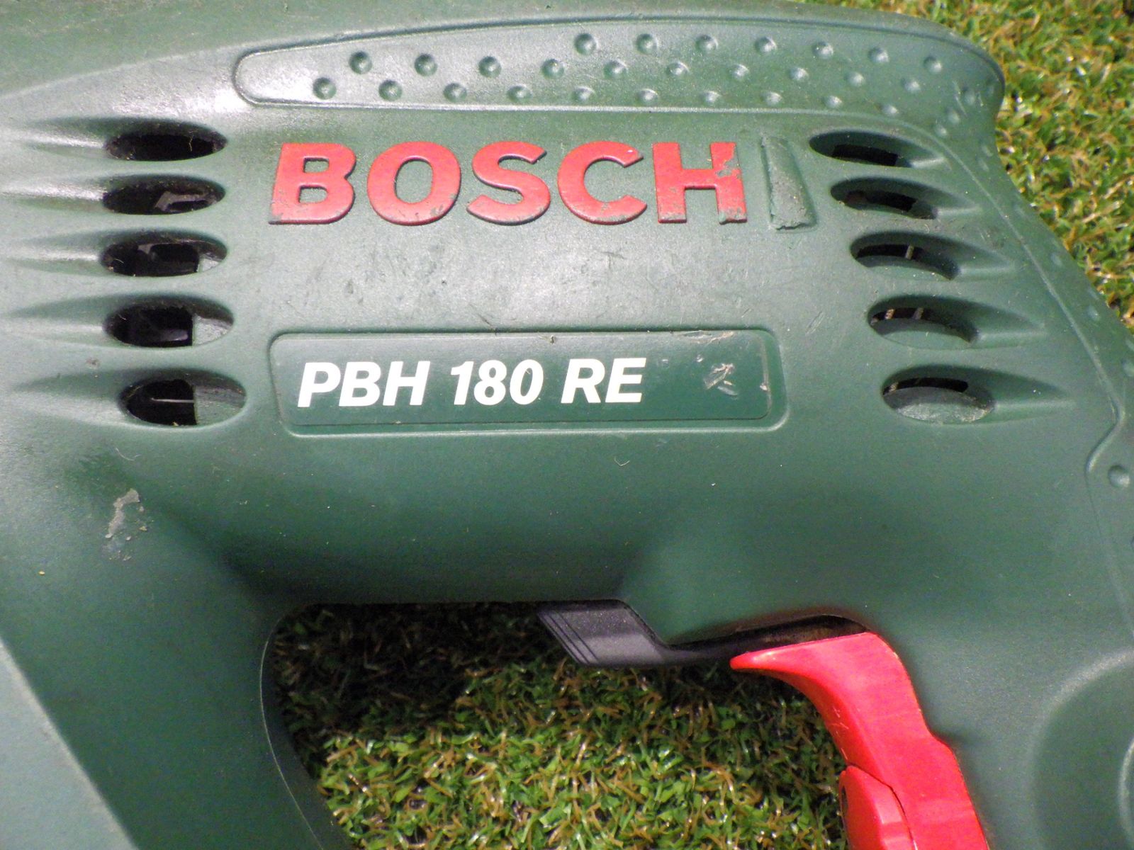 ボッシュ PBH180RE ハンマドリル 電動工具 大工道具 コード式 BOSCH 