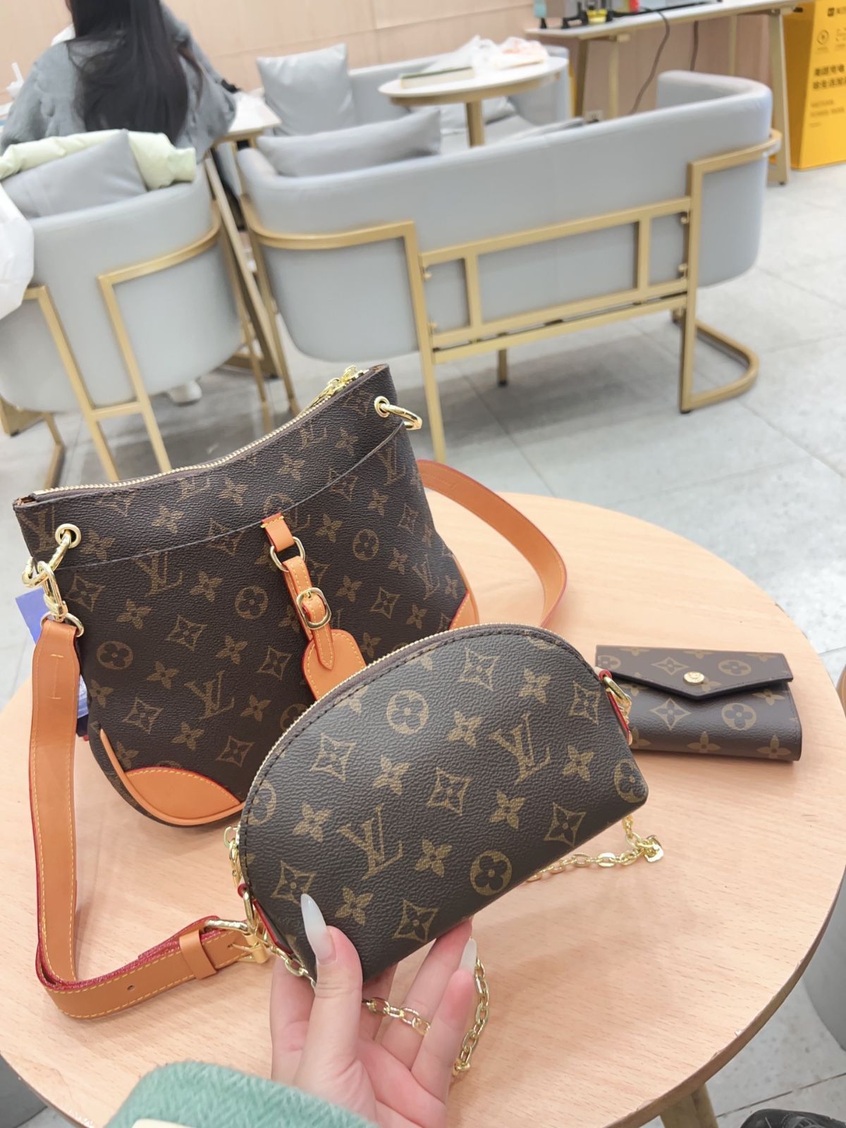本日特価] TOP New 2025 高品質3点セット - Lv モノグラム