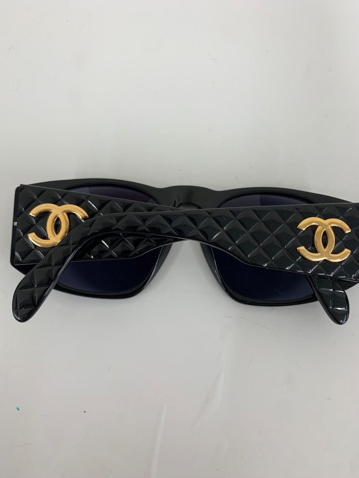 CHANEL シャネル マトラッセ ブラック サングラス 良品 CHANEL シャネル サングラス マトラッセ 黒 ブラック